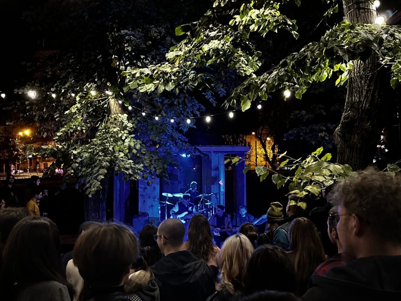 Concert_pavilioane
