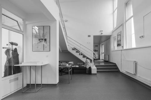 GUEST-FACULTY-EXHIBITION-SPACE