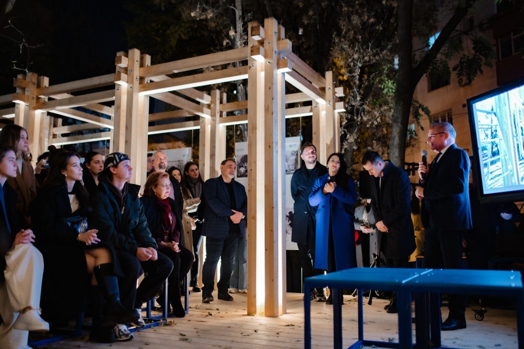 The FAST 2025 Pavilion was unveiled at the “G.M. Cantacuzino” Faculty of Architecture in Iași, marking the completion of a collective building process [...]