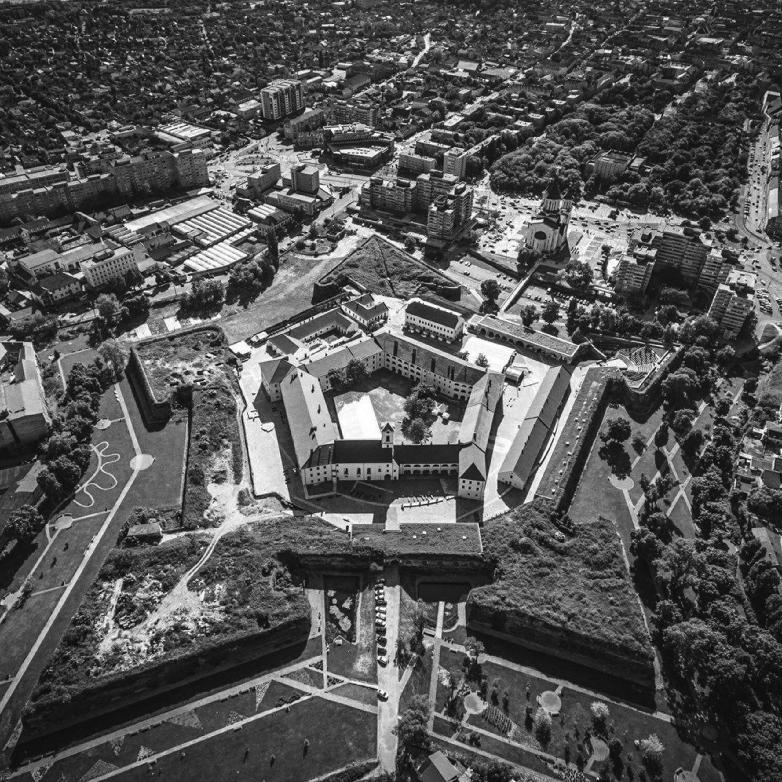 Cetatea Oradea / Oradea Citadel